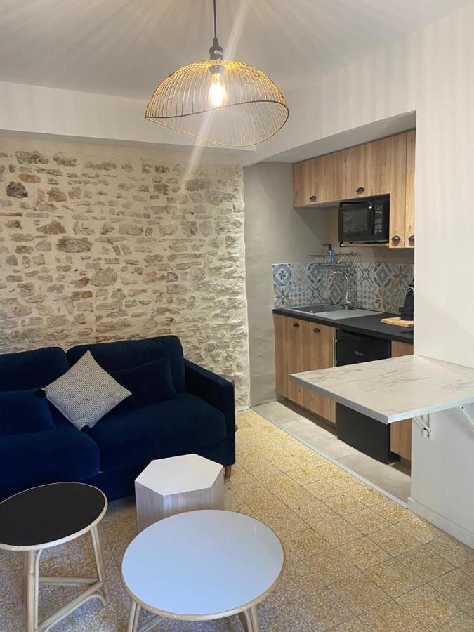 La Tour 2: Appart Neuf Au Coeur De La Petite Venise L'Isle-sur-la-Sorgue Ngoại thất bức ảnh